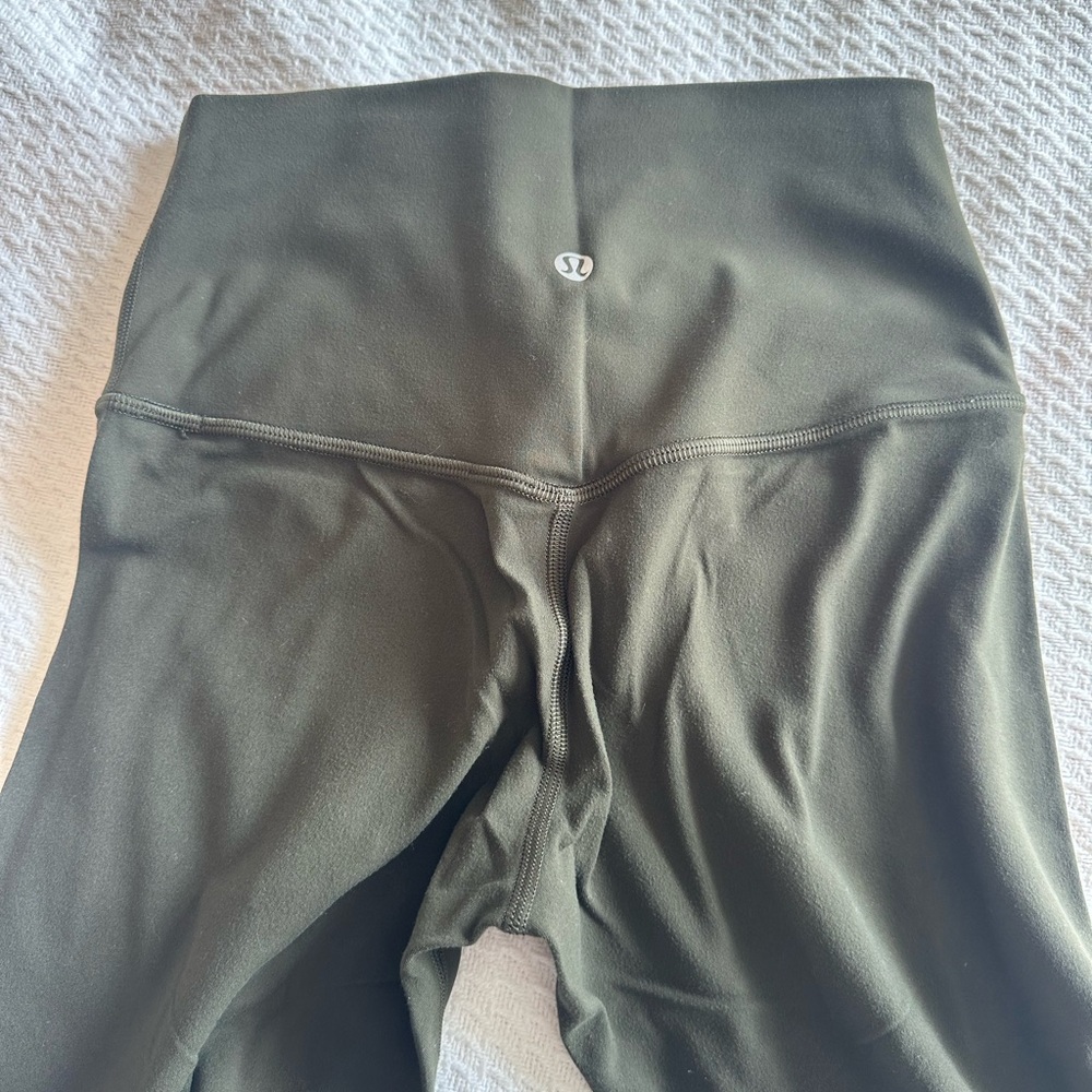 Lululemon aligns - Picture 3 of 3